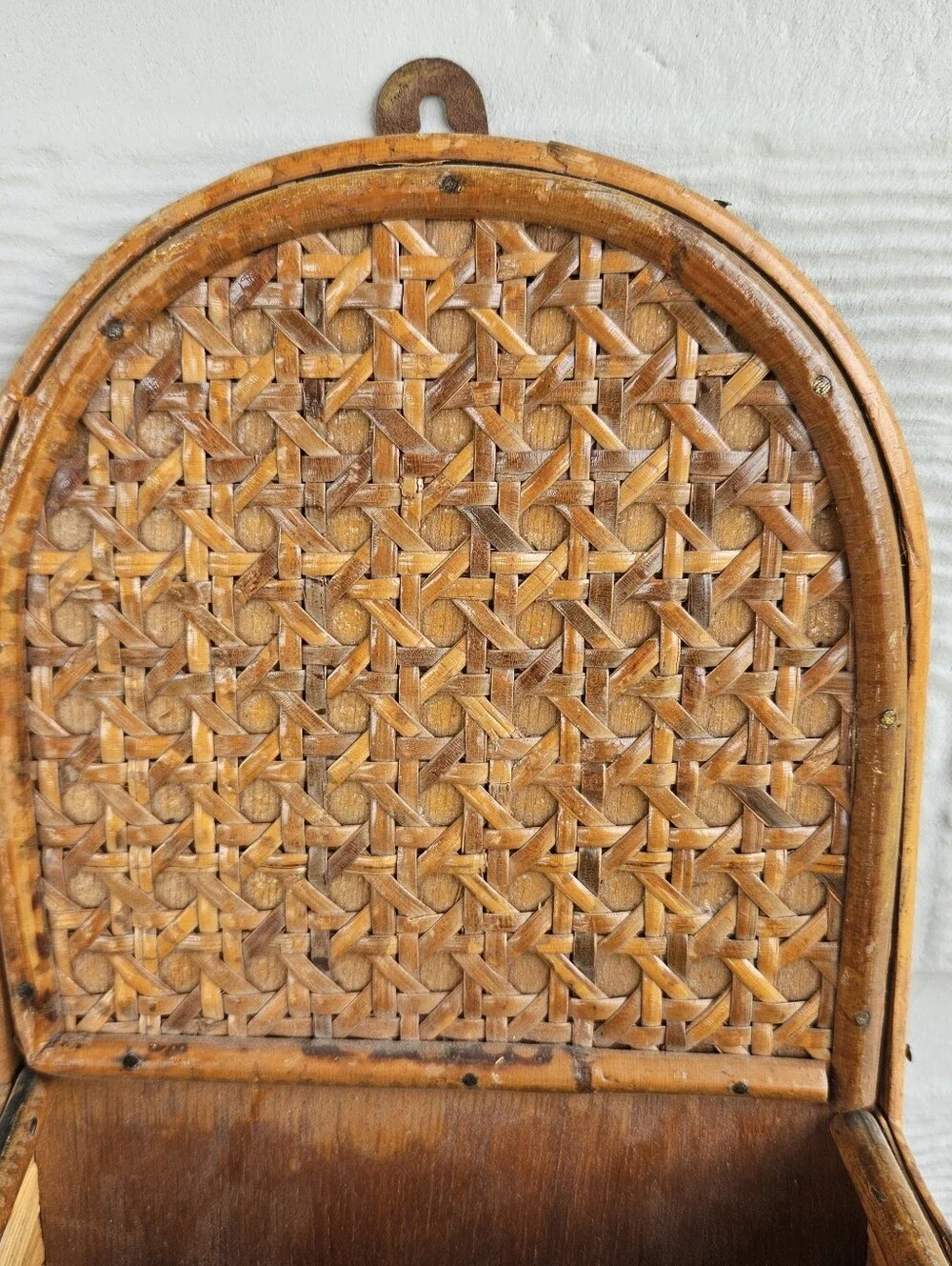 VTG Bamboo Rattan Woven Wooden Hanging Wall Basket Letter Paper Organizer MCM